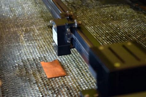 Y­e­n­i­ ­B­i­r­ ­L­a­z­e­r­ ­T­e­k­n­i­ğ­i­,­ ­M­e­t­a­l­ ­Y­ü­z­e­y­l­e­r­i­ ­­B­a­k­t­e­r­i­ ­K­a­t­i­l­i­­ ­H­a­l­i­n­e­ ­G­e­t­i­r­e­c­e­k­